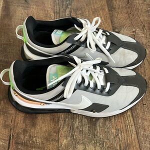 WOMENS NIKE GAME TIME MAX SHOE